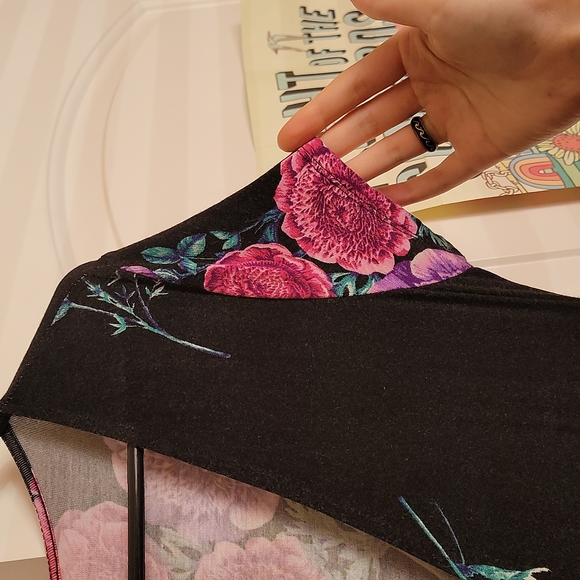 Black Floral Forever 21 Maxi Wrap Dress - Picture 3 of 8